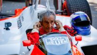 Formula 1 efsanesinin evi soyuldu, başından yaralandı