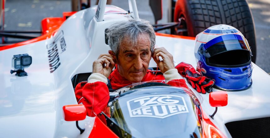 Formula 1 efsanesinin evi soyuldu, başından yaralandı