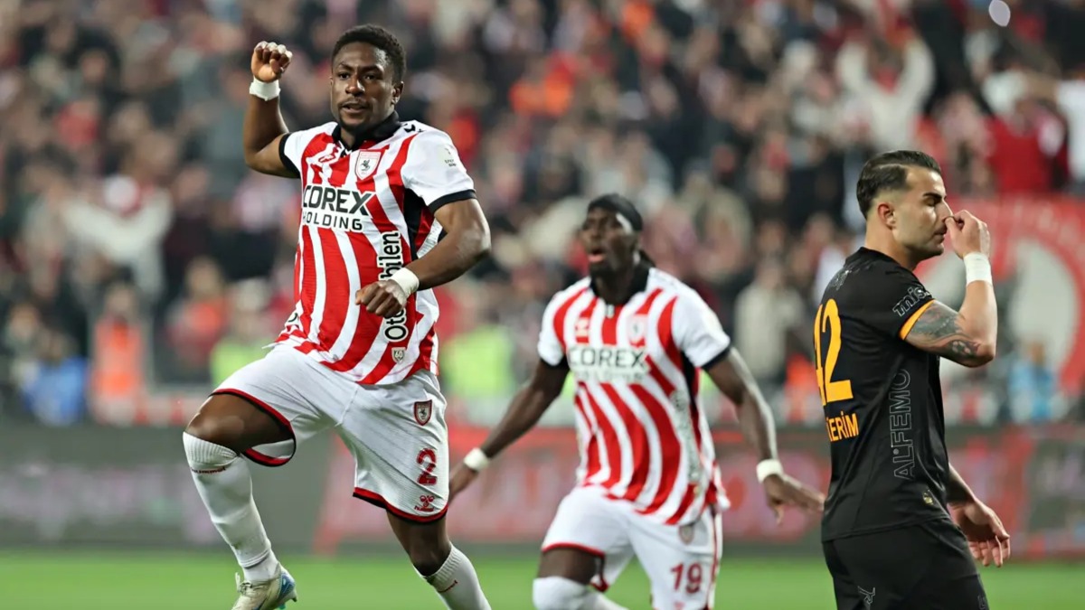 Galatasaray şampiyonluk maçında Samsunspor’a mağlup oldu