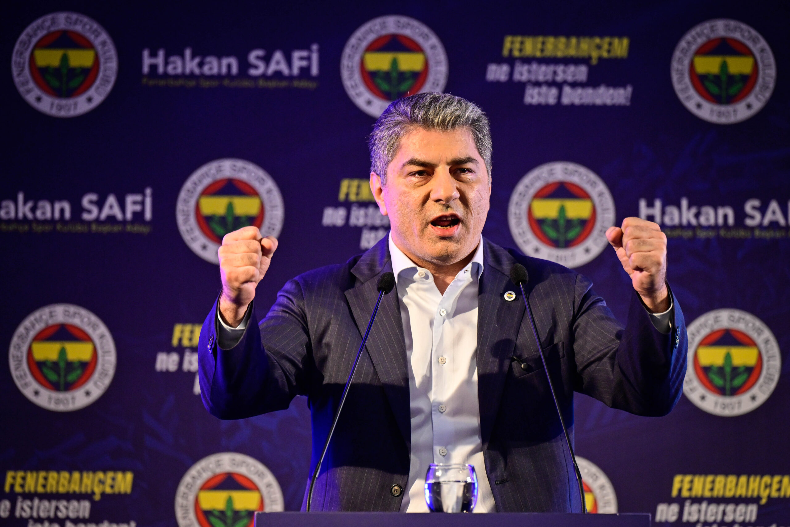 Hakan Safi isim vererek transfere açıklık getirdi. “Kalitesiz operasyon çabası”