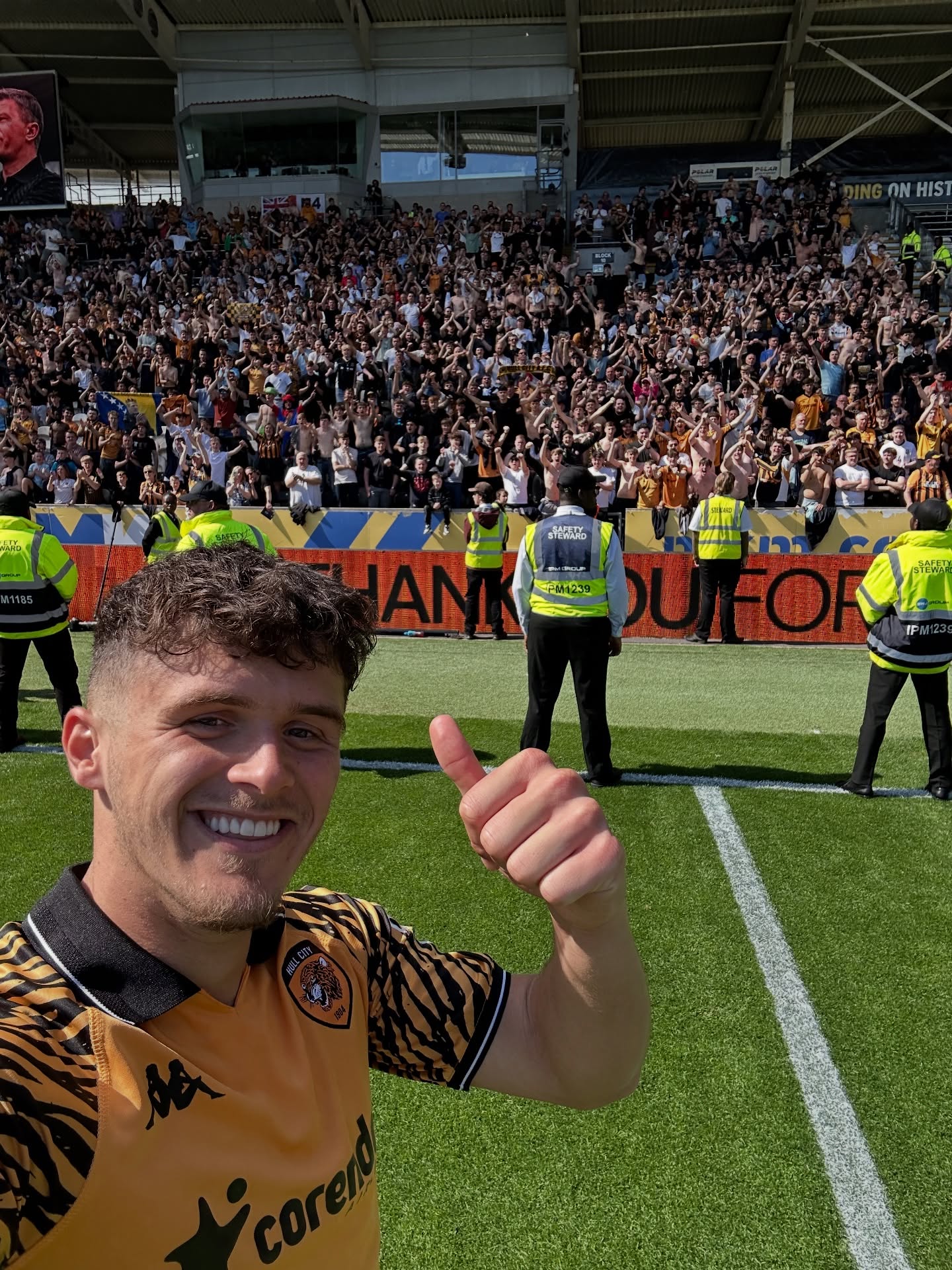 Hull City, play-off’a kaldı. Acun Ilıcalı’nın gözyaşları