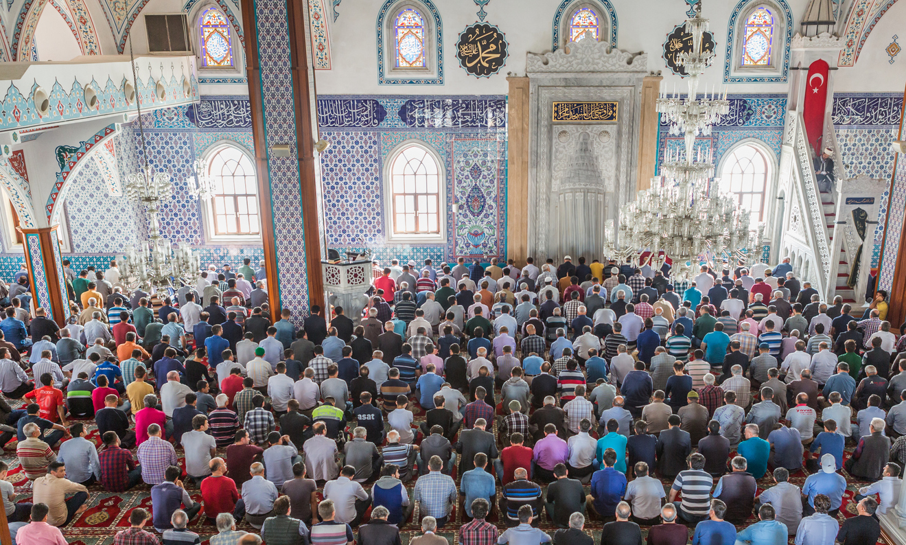 İstanbul’da bayram namazı saat kaçta? 2026 Diyanet İstanbul Kurban Bayramı namaz vakti