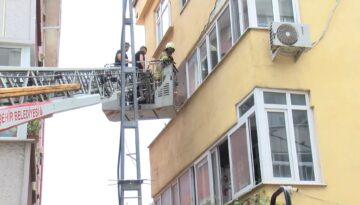 İstanbul’da rehine krizi: Annesini rehin aldı, polis operasyon yaptı