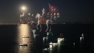 İstanbul’un fethinin 573. yıl dönümünde dronlu ışık gösterisi