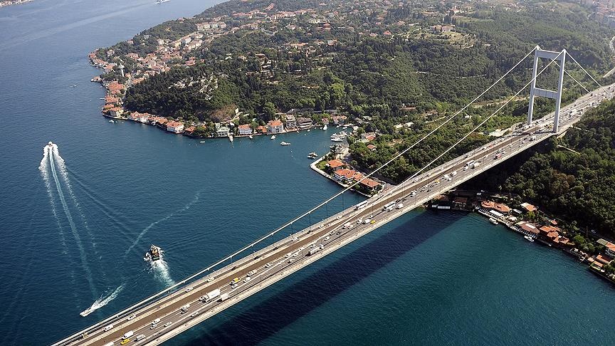 Köprü ve otoyollar ne zaman ücretsiz? Bayramda ücretsiz olacak mı? Sürücülerin gündeminde