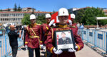 Şehit jandarmaya gözyaşlarıyla veda