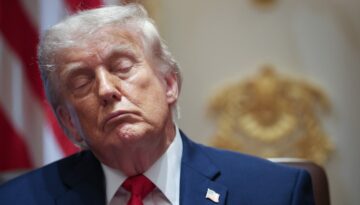 Trump’ın yıllık sağlık raporu çıktı. “Acilen kilo vermeli”