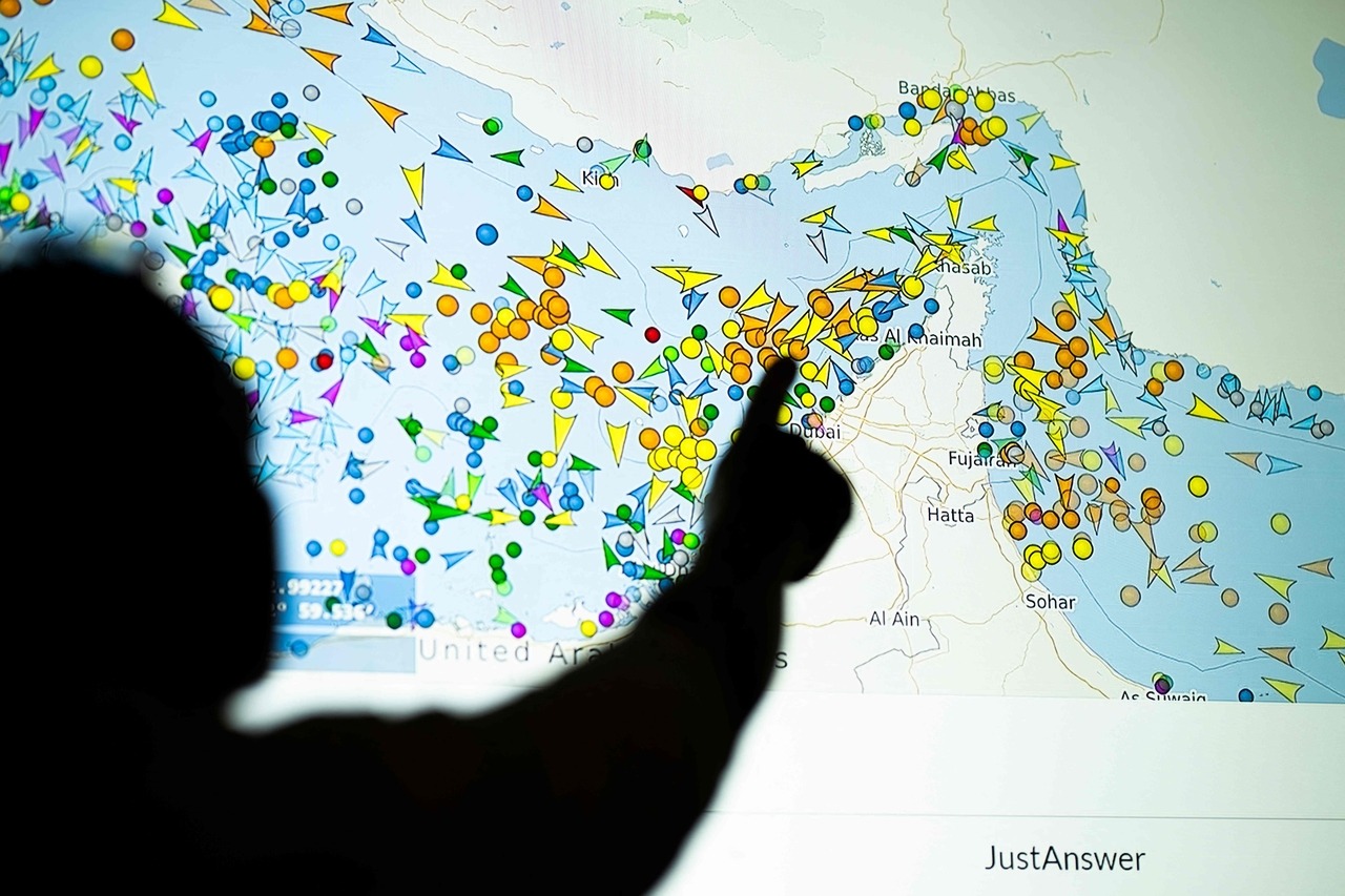 ABD’den İran’ın petrol satışına geçici izin