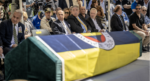 Aziz Yıldırım gözyaşlarına hakim olamadı. Fenerbahçe’de Derviş Köksal Özbek için tören