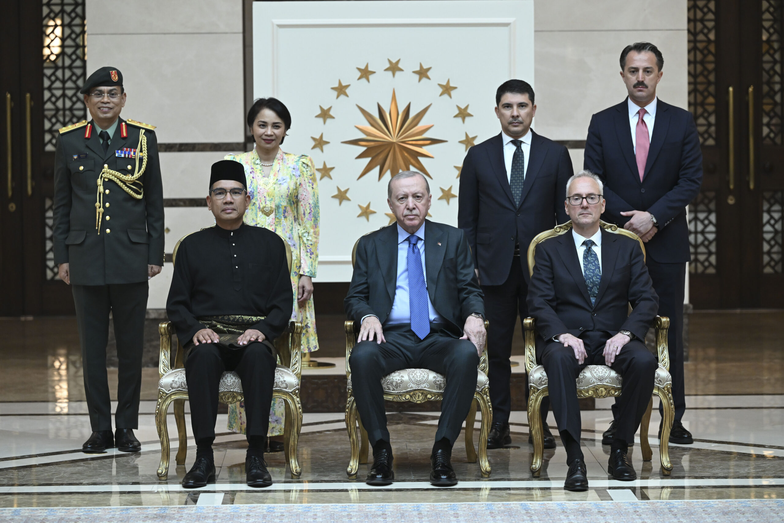 Cumhurbaşkanı Erdoğan 5 ülkenin güven mektuplarını kabul etti