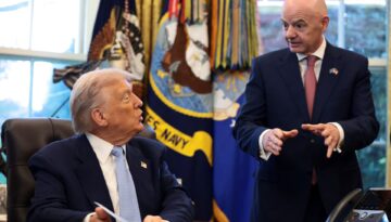 Dünya Kupası finalinde kupayı Trump verecek