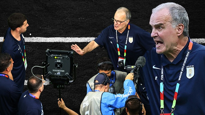Dünya Kupası’ndan elendi, gazetecilere öfke kustu. Marcelo Bielsa bağırarak tepki gösterdi