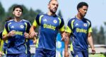 Fenerbahçe’de yeni transfer sakatlandı, sedyeyle çıktı