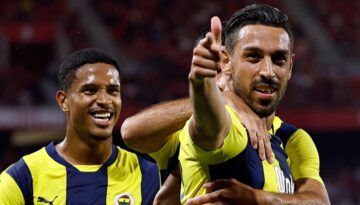Fenerbahçe’den resmi açıklama geldi. “İki isim de bizimle olacak”