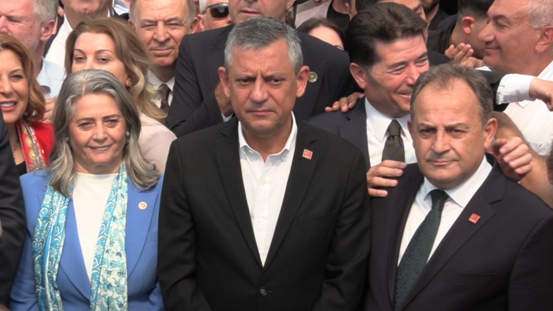 Hafta sonu üç şehirde sandık başına gidilecek: Özgür Özel’den yerel ara seçim turu