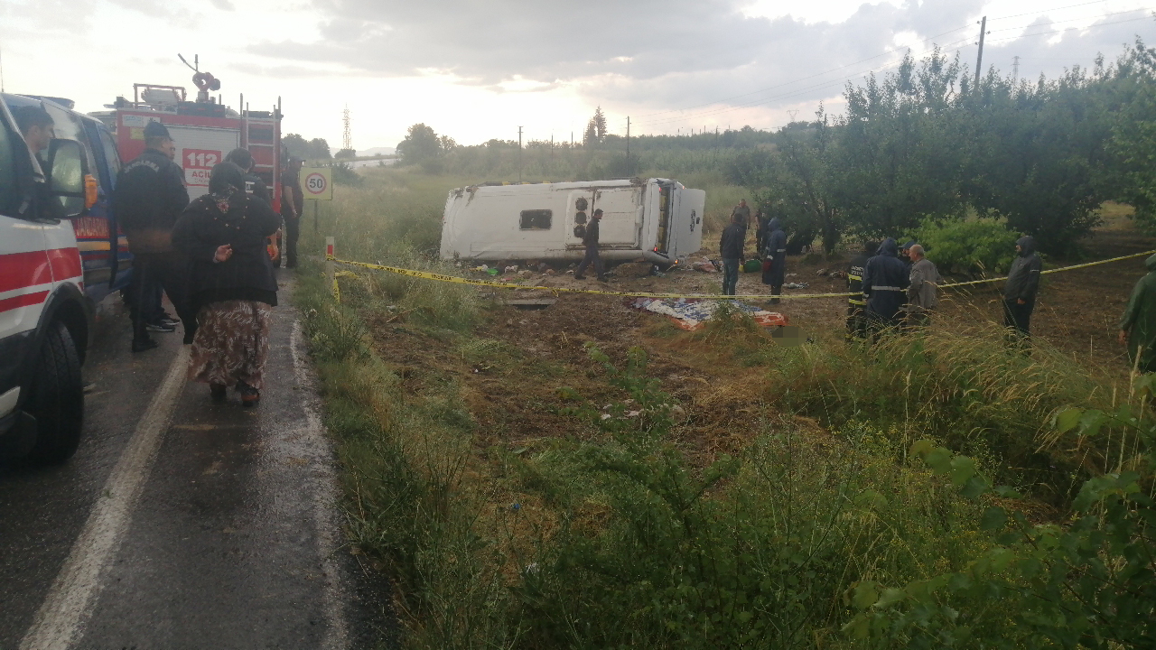 Isparta’da tur otobüsü devrildi. 4 kişi öldü, 15 kişi yaralandı