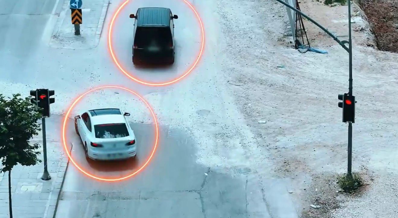 Kırmızı ışık ihlali yapan araç sürücülerine 21 milyon 530 bin TL ceza