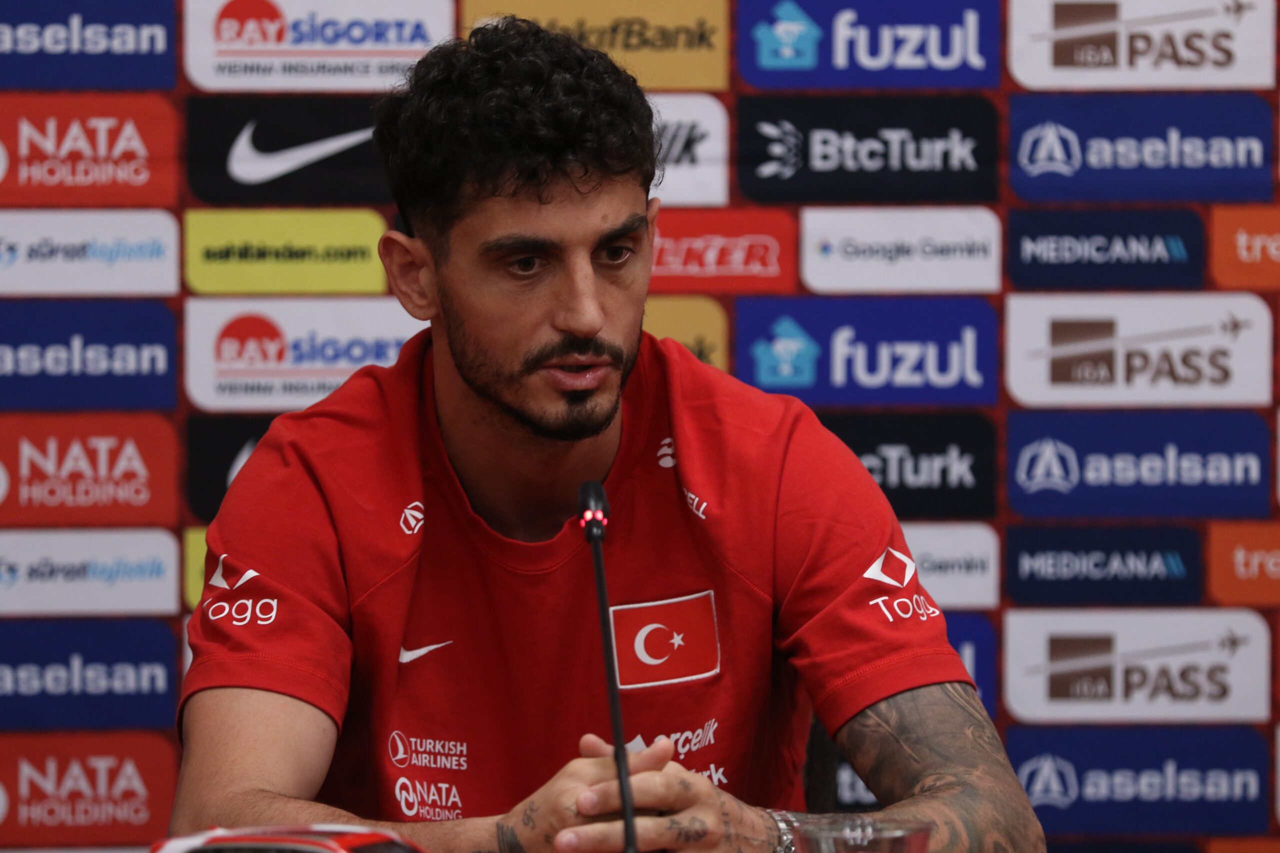 Milli futbolcular, galibiyete odaklandı. “İlk maç final değildi, yazılanlara üzüldük”