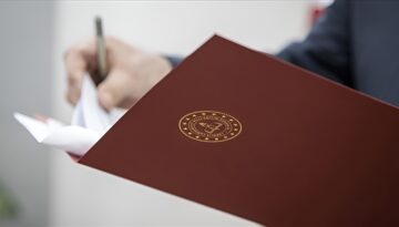 Müdür ve müdür yardımcılarını ilgilendiriyor. MEB’den okul yöneticileri için yeni kriterler