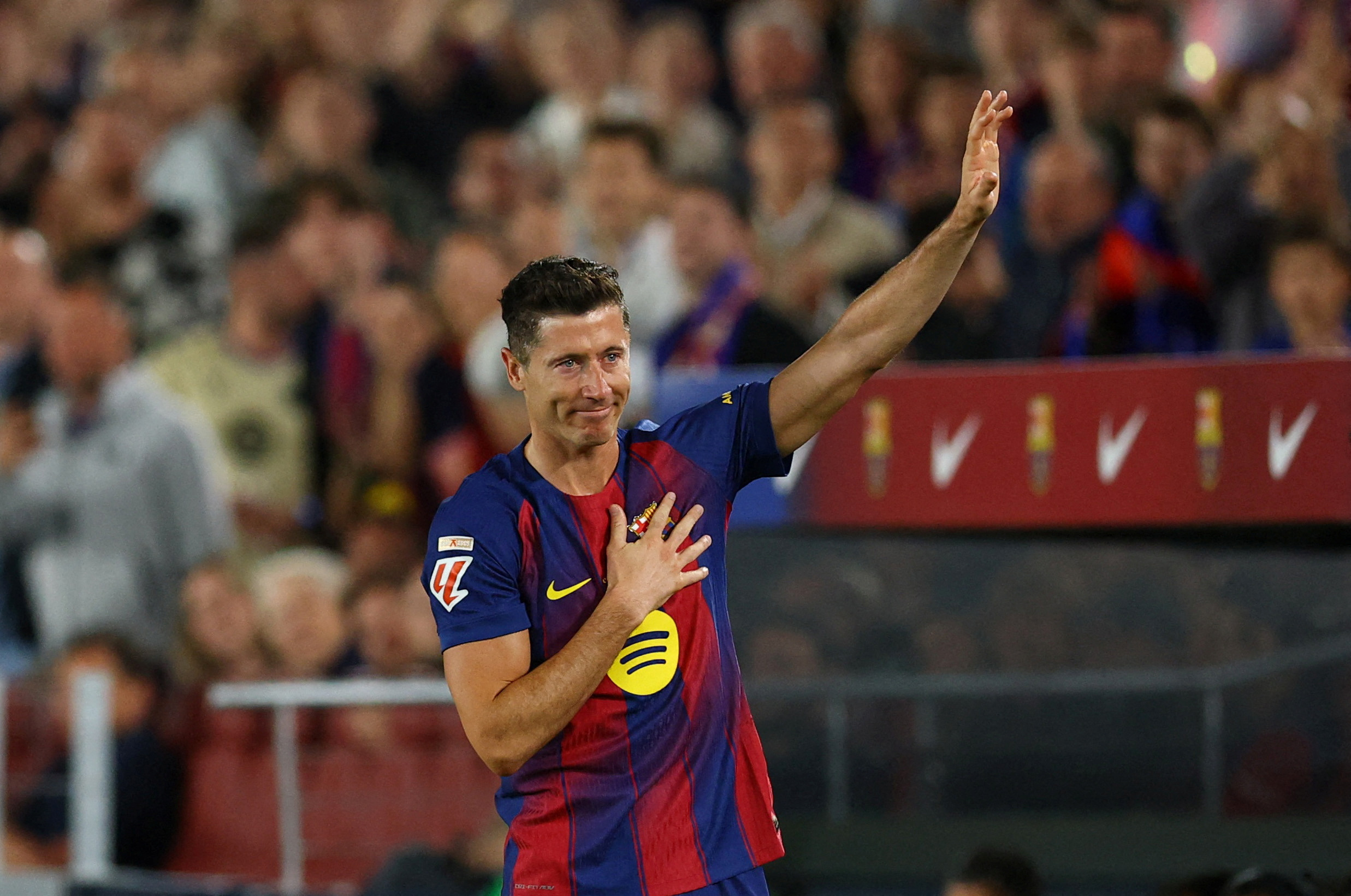 Polonyalı yıldız futbolcu Robert Lewandowski’nin yeni rotası ABD oldu