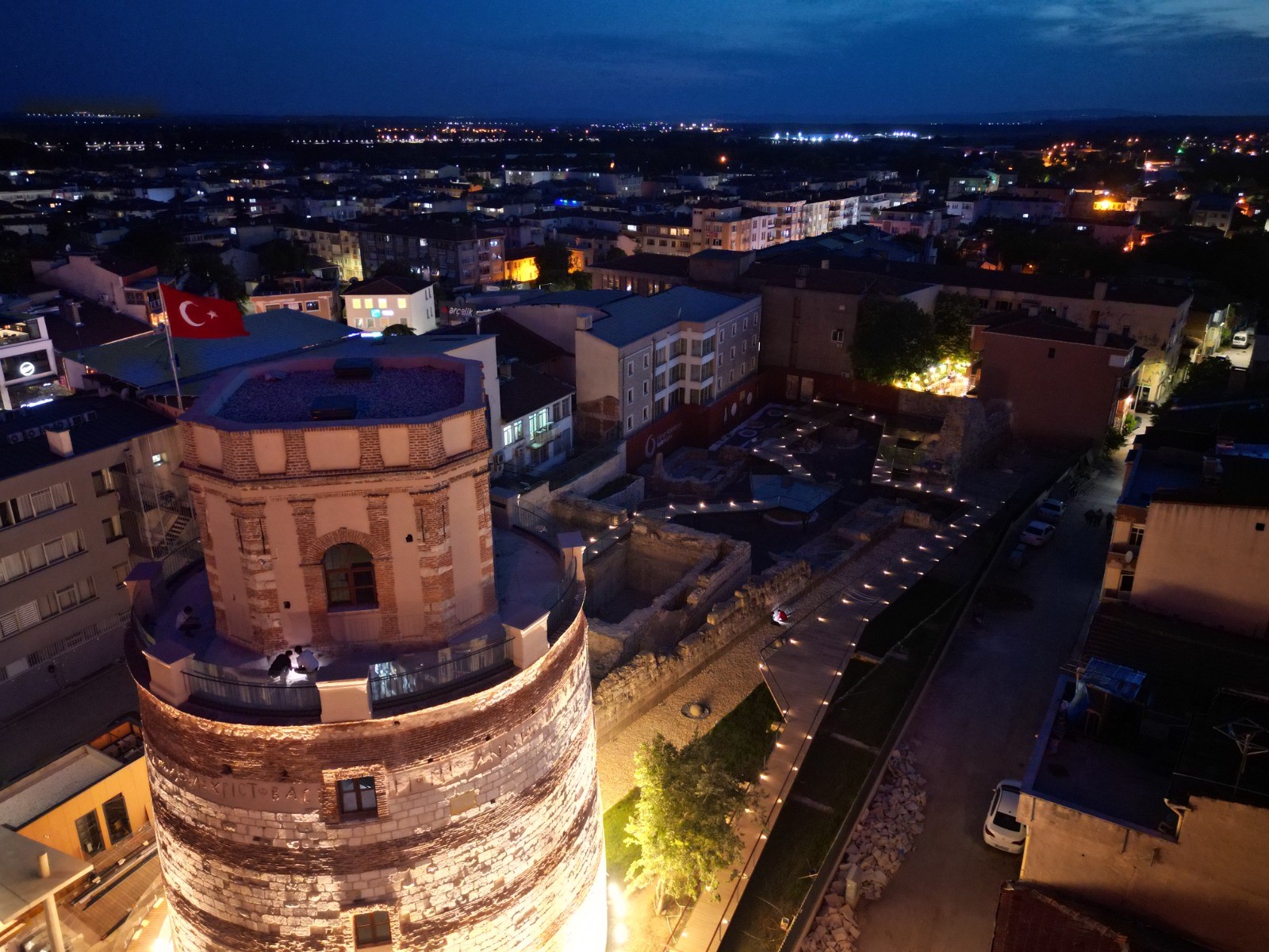 Roma Dönemi’nden Cumhuriyet’e uzanıyor. Edirne’nin simge yapısı yeniden ayağa kaldırıldı
