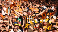 Şampiyonluk sonrası tatil. Hull City taraftarı Türkiye’de