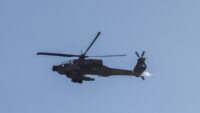 Savaş alanında ilk. Düşen Apache helikopterindeki askerler nasıl kurtarıldı?