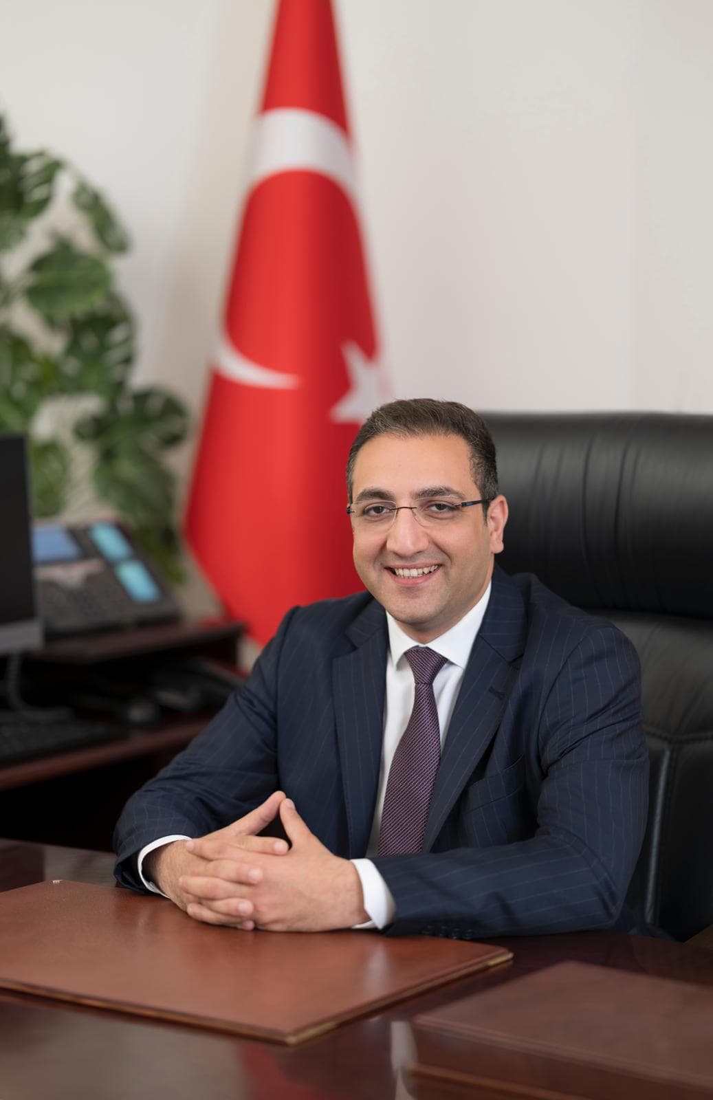 Seferihisar Belediyesi’ne operasyon. Balçova Belediye Başkanı Onur Yiğit adli kontrolle serbest