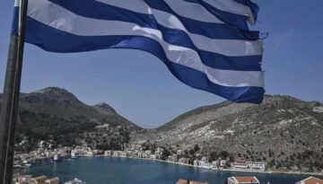 Yunanistan borç krizinin artçılarını hala atlatamadı