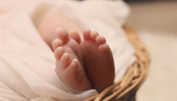 15 milyonda bir: Tek yumurta dördüzleri dünyaya geldi