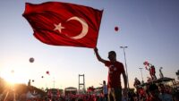 15 Temmuz resmi tatil mi, hangi güne denk geliyor? 15 Temmuz’da kamu ve devlet daireleri açık mı?