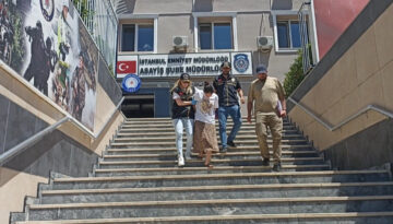 157 suç kaydı bulunan hamile firari yakalandı. 8’inci çocuğuna hamile çıktı