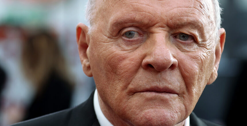 88 yaşındaki Anthony Hopkins çocukluk hayalini gerçekleştirdi