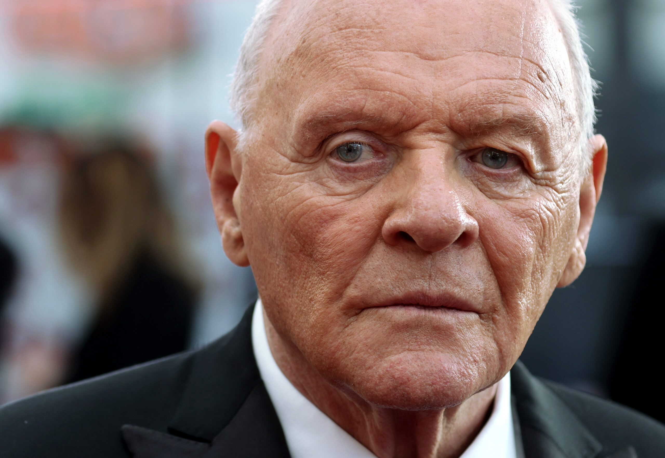 88 yaşındaki Anthony Hopkins’ten ilk albüm