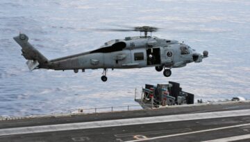 ABD helikopteri Umman’da denize acil iniş yaptı. 1 asker kayıp