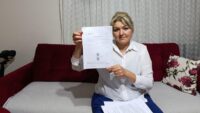 Ankete katıldı, başına gelmeyen kalmadı. Maaşına haciz geldi, banka hesapları bloke edildi