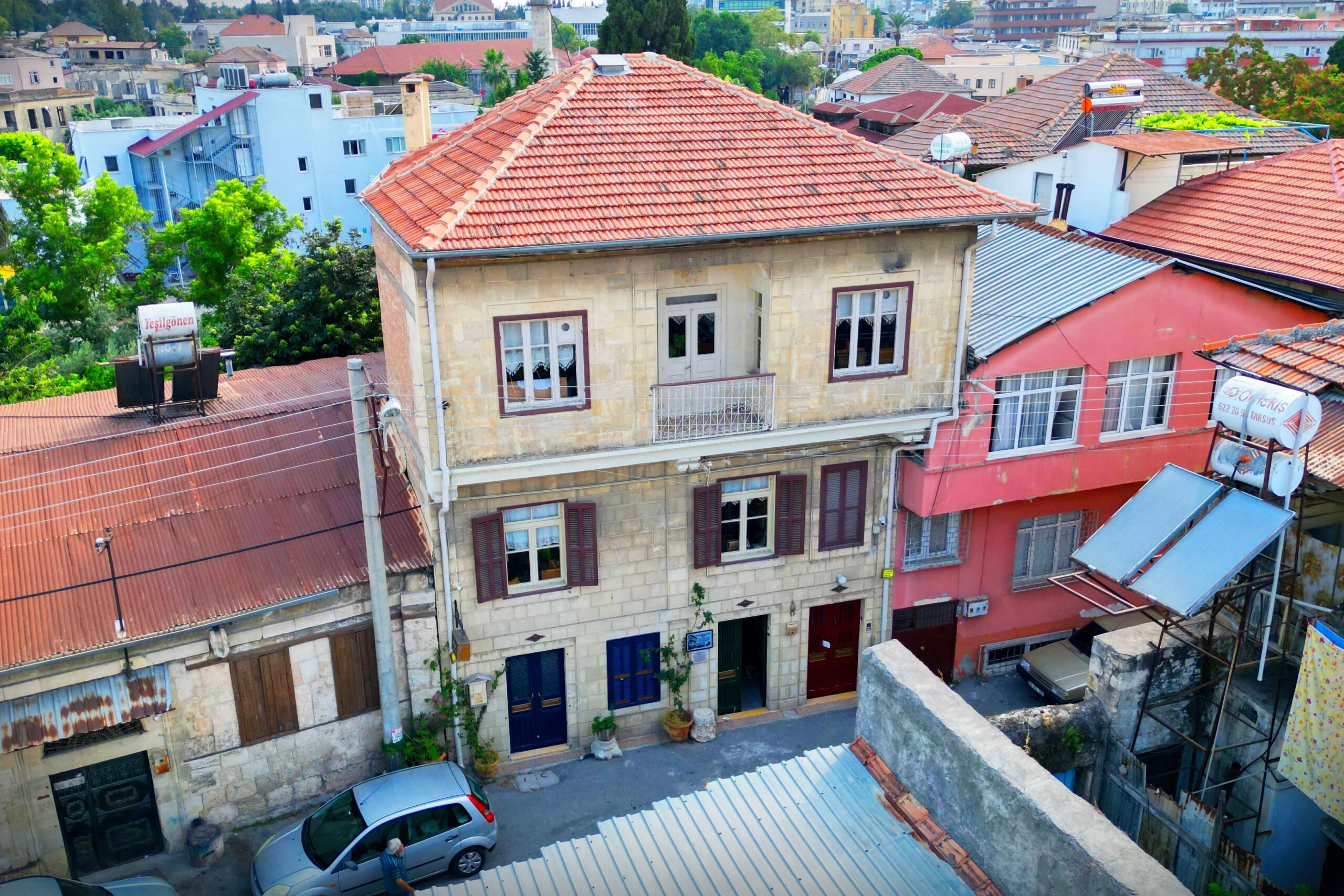 Annesinin hediyesiyle hayatı değişti. Fabrikasını satıp 3 katlı konak aldı