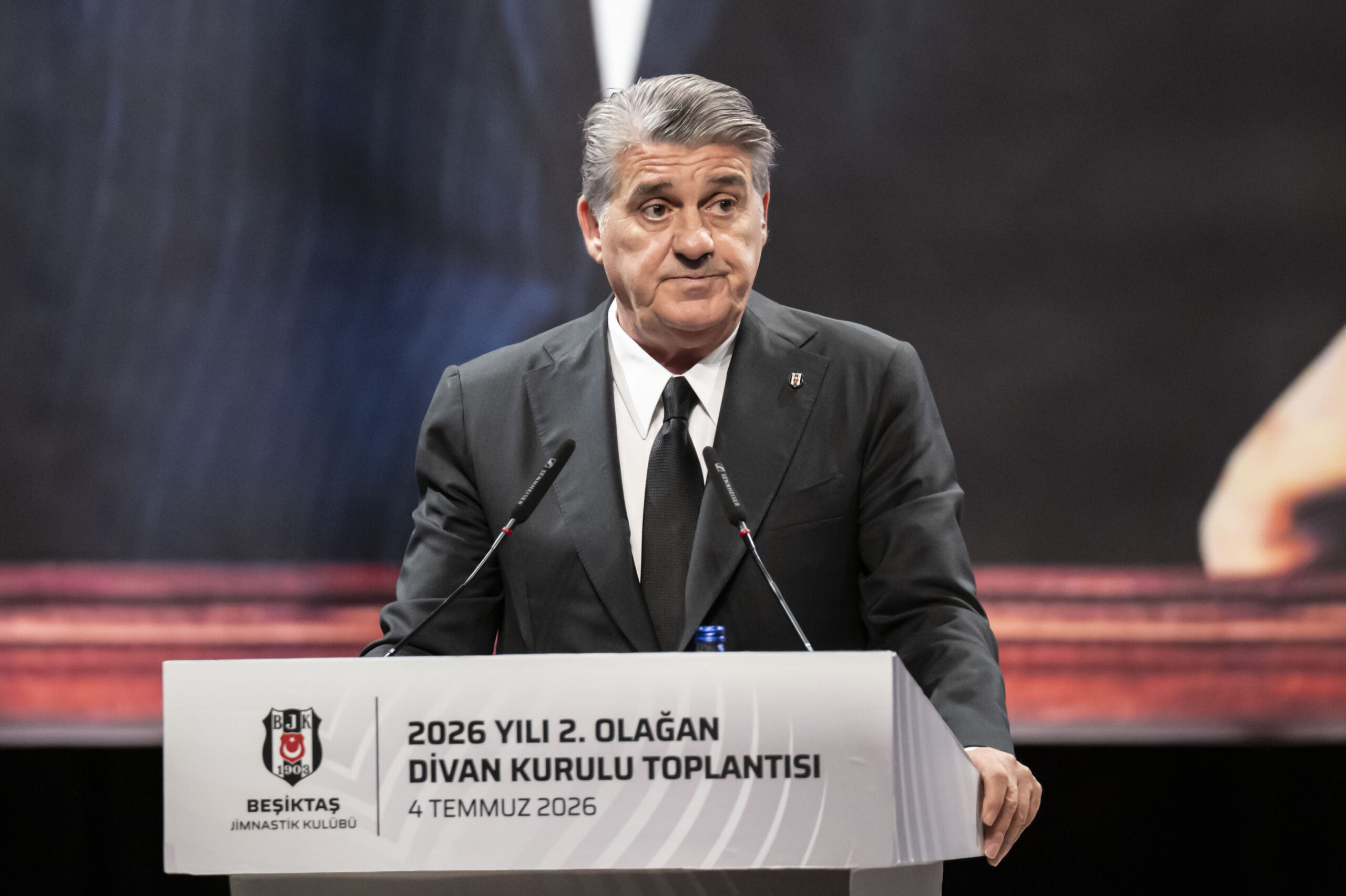 Çarşı grubu protesto kararı almıştı, başkandan açıklama geldi. “Tribün takımın performansına olumlu katkı vermedi”