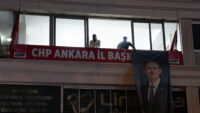 CHP Ankara İl Başkanlığı binasında gerginlik