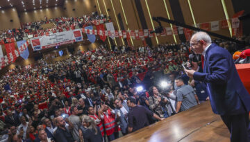 CHP’de “figüran partili” tartışması. Soruşturma başlatıldı. Ajans destek verdiğini açıkladı