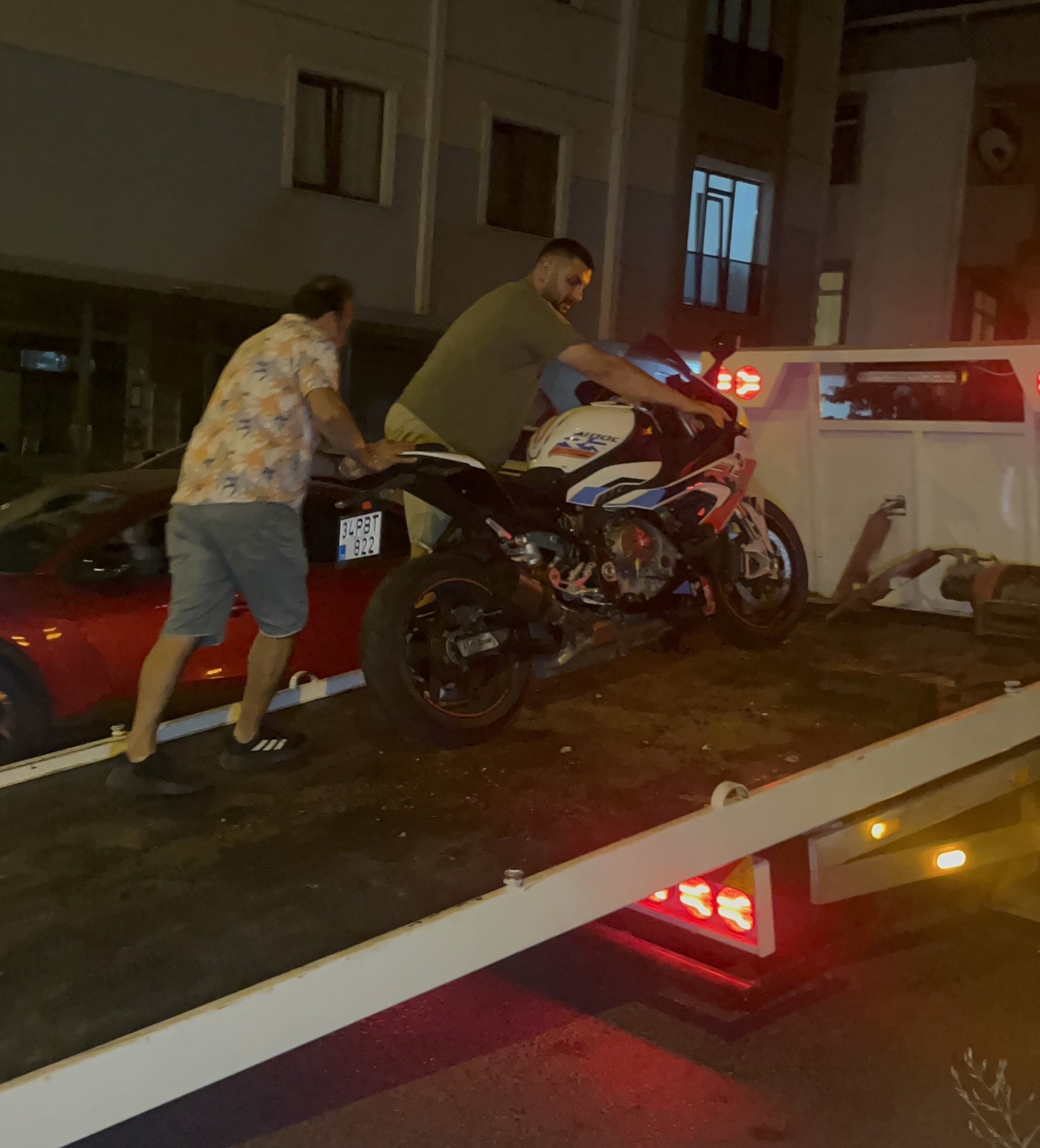 Çorlu’da akrobatik hareketler yapan motosikletliye ağır ceza