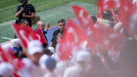 Cumhurbaşkanı Erdoğan: Geçmişteki gibi gençleri kirli oyunlarına alet edemezler