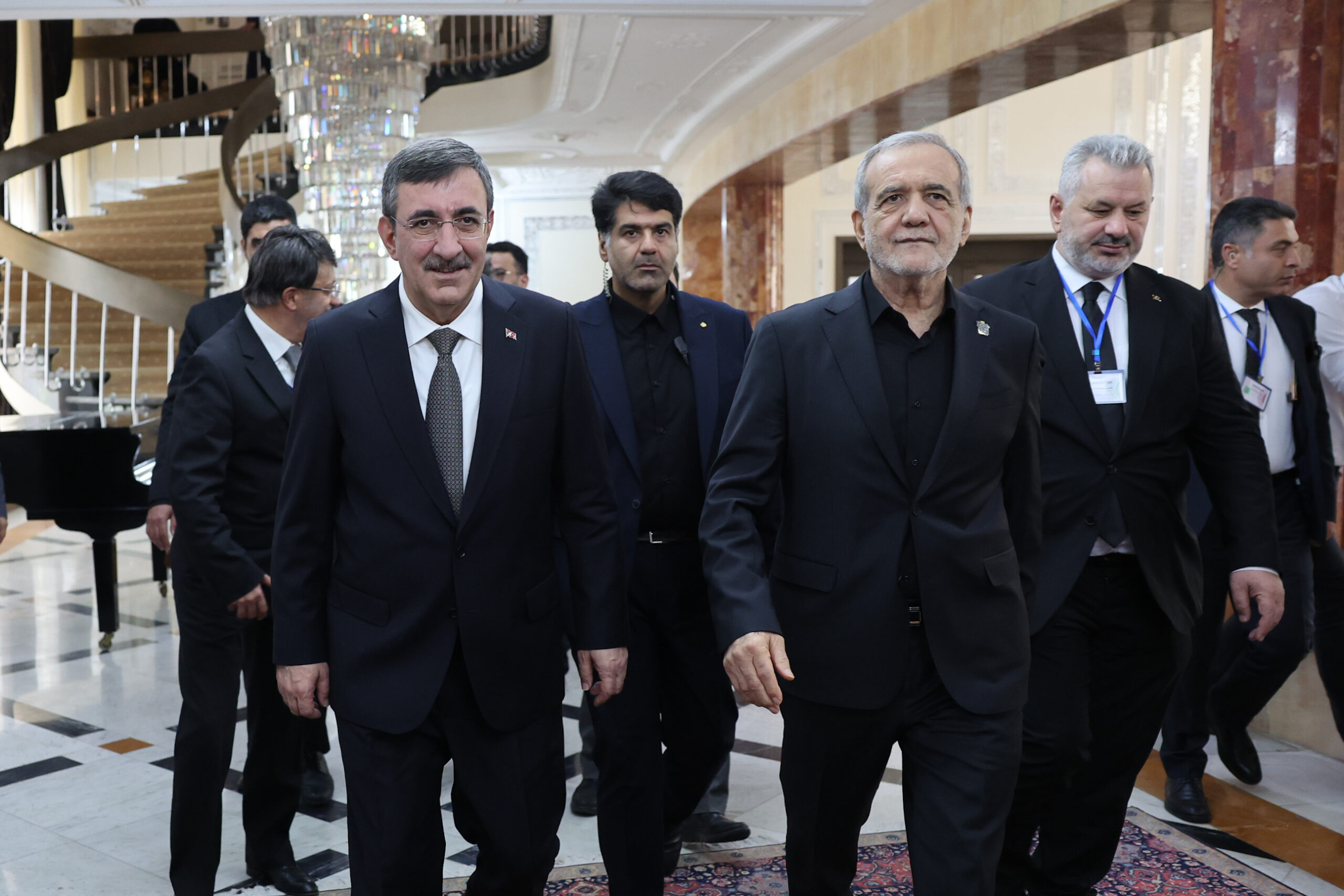 Cumhurbaşkanı Yardımcısı Yılmaz Hamaney’in cenaze töreni için Tahran’da