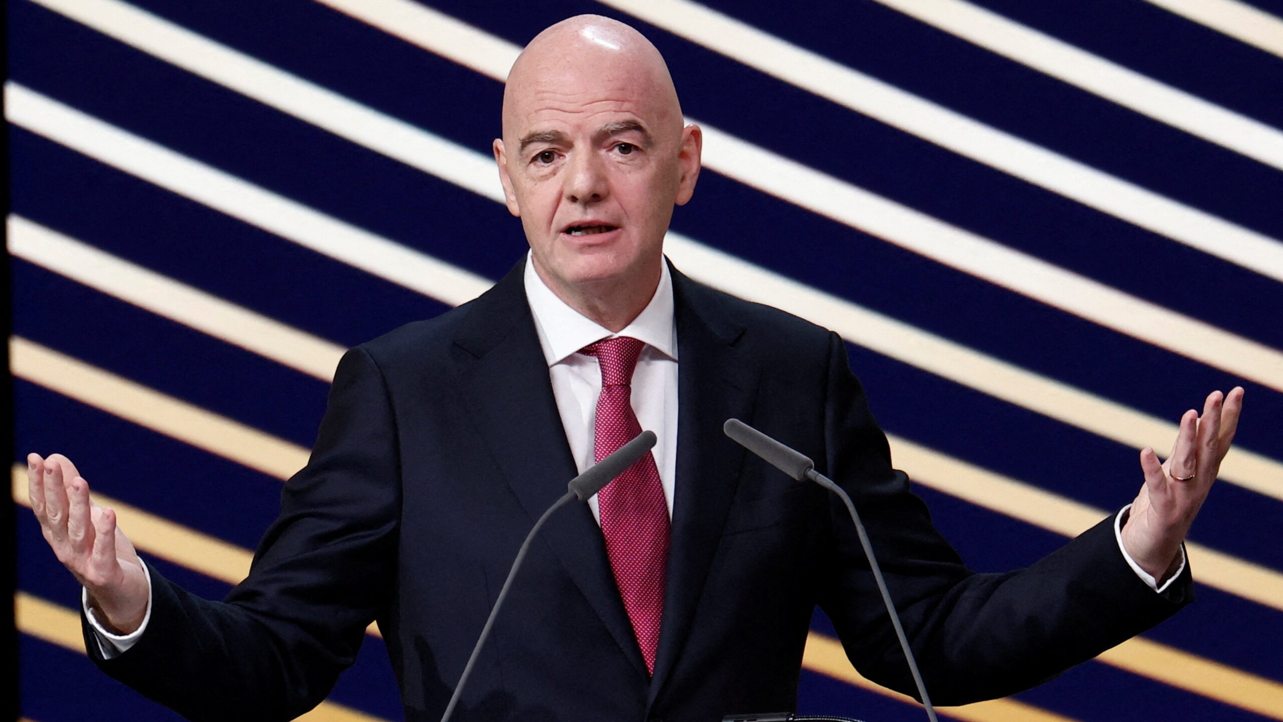 Değeri 20 milyar dolar. FIFA’nın tarihi planı tepki çekti, UEFA ayakta
