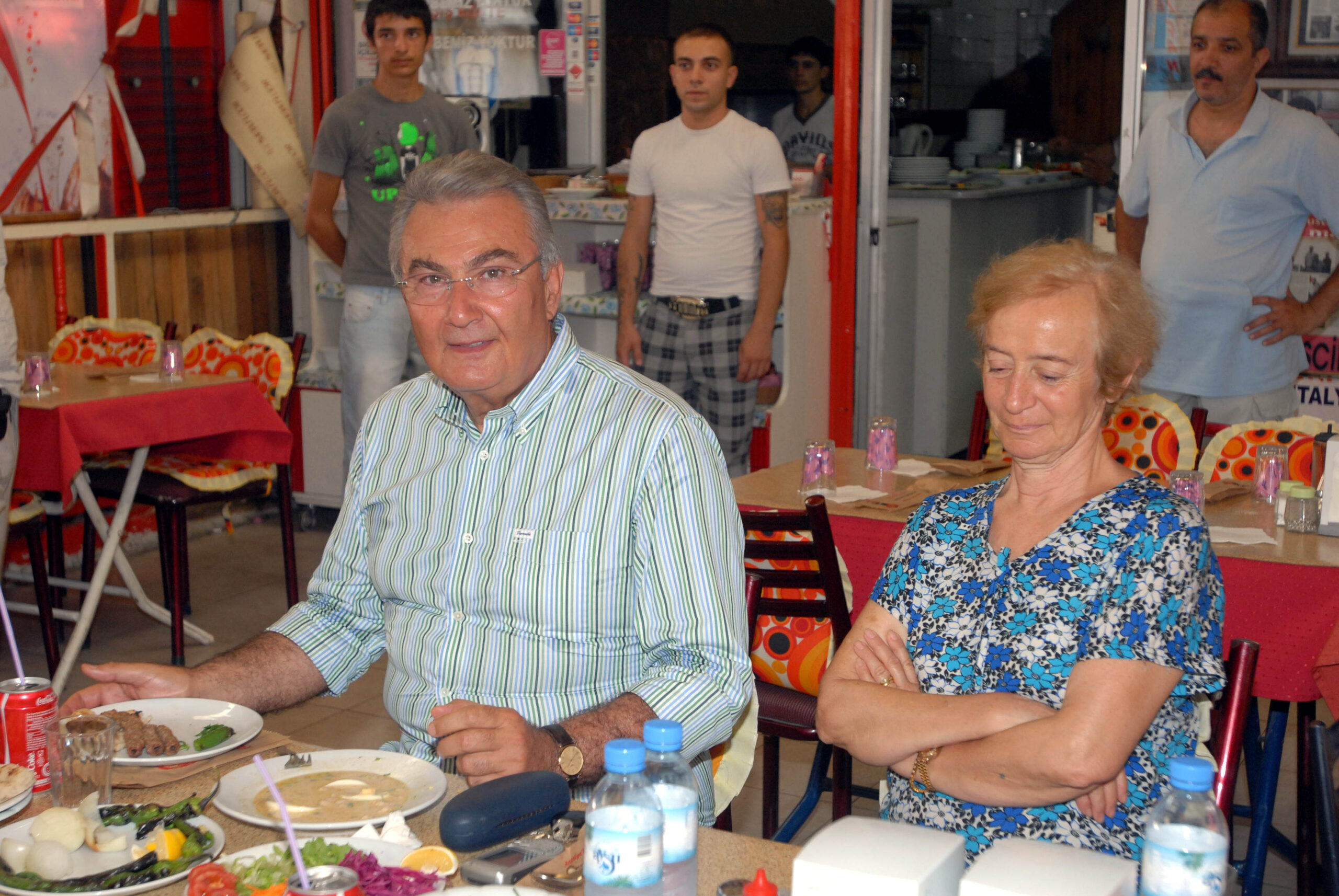 Deniz Baykal’ın eşi Olcay Baykal yaşamını yitirdi