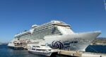 Dev kruvaziyer Bodrum’a binlerce turist getirdi