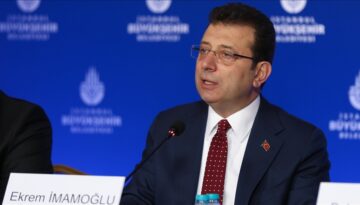 Ekrem İmamoğlu 3 davada hakim karşısında. Casusluk davasında savcıdan ara mütalaa, diploma davasında erteleme