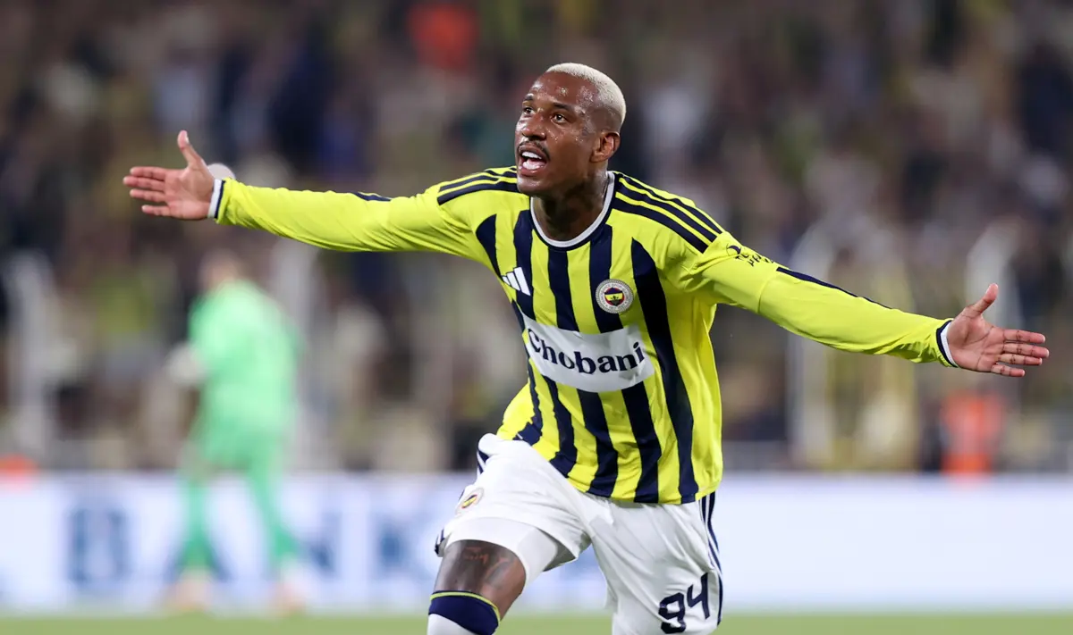 Fenerbahçe’de gecenin kahramanı Talisca, tur Polonya’ya kaldı