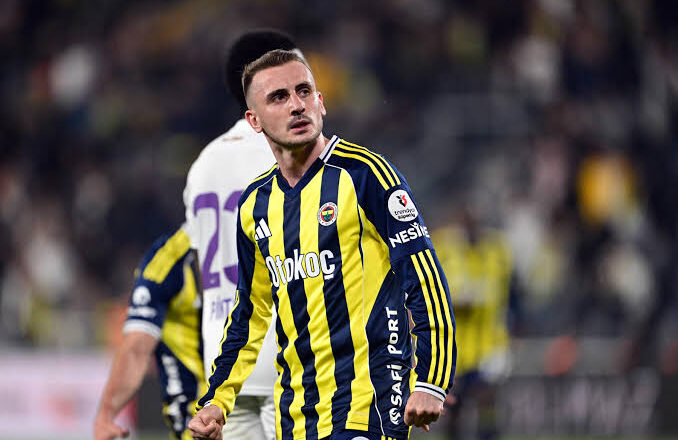 Fenerbahçeli futbolcu Kerem Aktürkoğlu baba oldu
