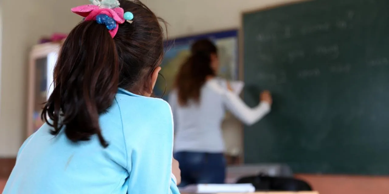 Fenomen öğretmenler radarda. MEB bütün okulları uyardı, “İnceleyin, varsa hemen kaldırın”
